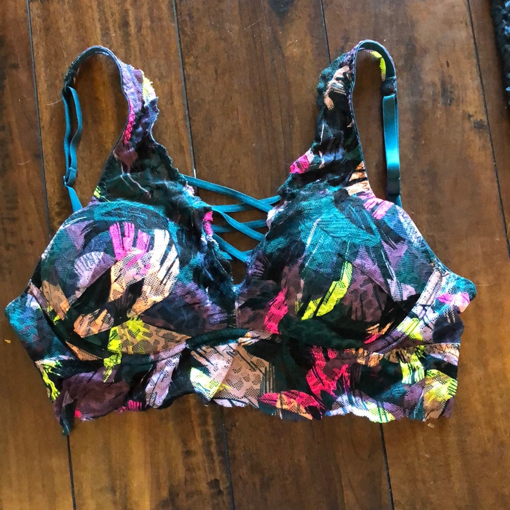 VS PINK Bralette push up bra - new never worn